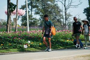 BIB: 
                            <button type="button" onclick="openModal(27607800)" class="btn btn-primary btn-sm float-right btn-popup" data-toggle="modal" data-target=".modal-high-quality">
                        <i class="fas fa-shopping-cart"></i> Add to Cart
                    </button>
                                            <button type="button" onclick="isThisMe(27607800, true)" class="btn btn-success btn-sm float-right btn-popup btn-isme hidden" data-toggle="tooltip" data-placement="bottom" title="นี่คือรูปของคุณใช่ไหม คลิกที่นี่เพื่อเอาเข้าอัลบั้ม">
                        <i class="fas fa-plus"></i> Add to album
                    </button>
                    <button type="button" onclick="isThisMe(27607800, false)" class="btn btn-warning btn-sm float-right btn-popup btn-isnotme hidden">
                        <i class="fas fa-ban"></i> Remove from album
                    </button>